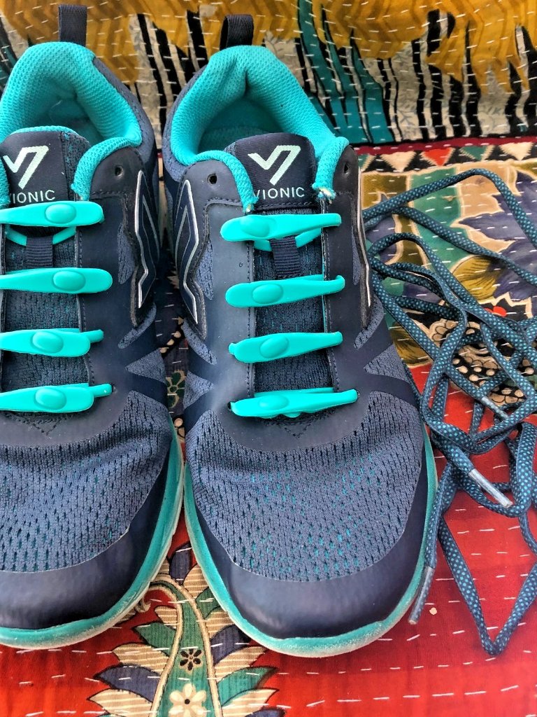 Vionic 335 Miles Navy/Turquoise Women's Athletic Sneaker Sz 9, 2 Sets Of Laces